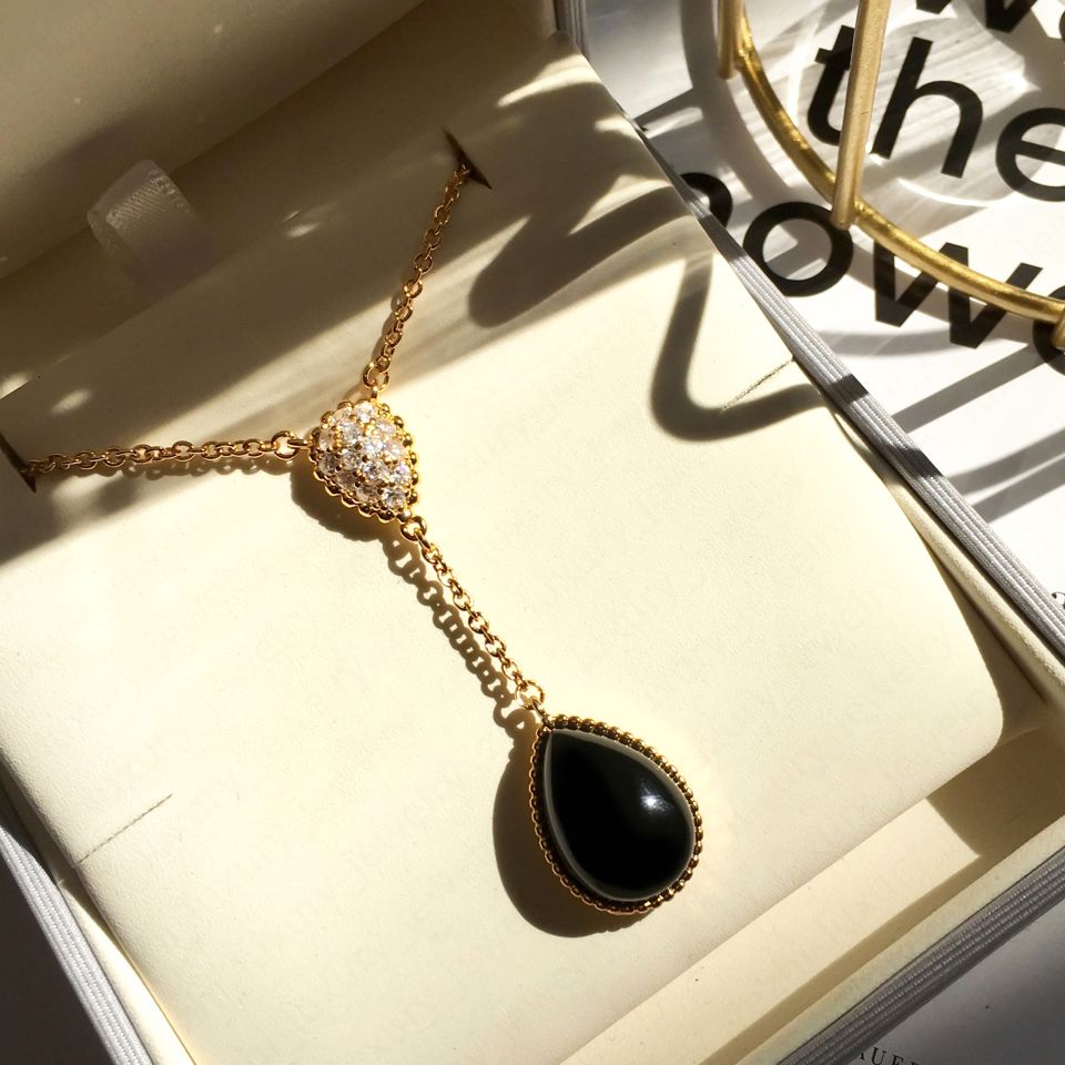 Black Crystal Pendant Necklace