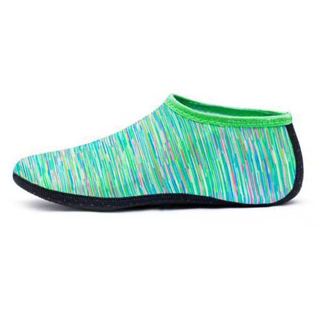 green line beach socks