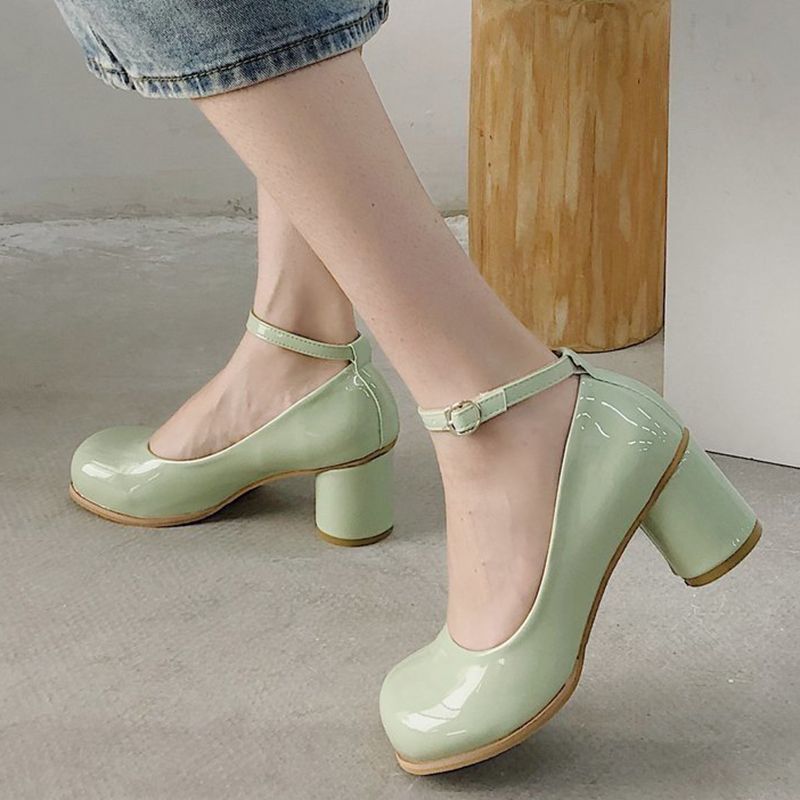 Acquista 2021 Vernice In Vernice Mary Jane Scarpe Da Donna Carino Tondo  Rotondo Tacco Spesso Tacco A Tacco Spesso Donna Moda Caviglia Fibbia  Singola Scarpe Da Ladiesdress Scarpe A 31,32 € Dal