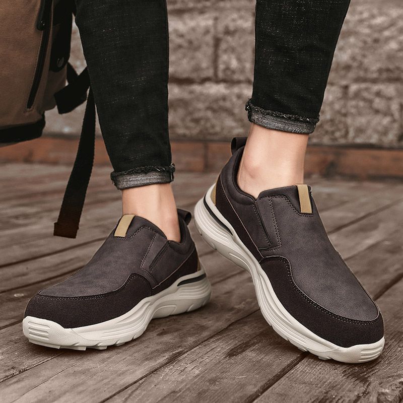 Groothandel Laarzen Voor 36,54 €, Haal 2022 Herfst Winter Heren Causale  Schoenen Slip Op Ademende Dikke Zool Mannen Schoenen Plus Size Lichtgewicht  Zapatos De Hombre 39 48 Van Nanchangdd Online Winkel |DHgate