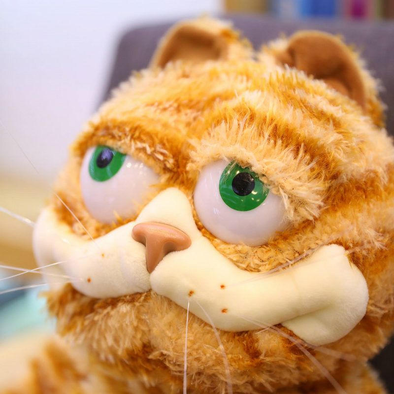 stuffed garfield cat