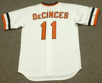 11 Doug Decinces 1979 Bej