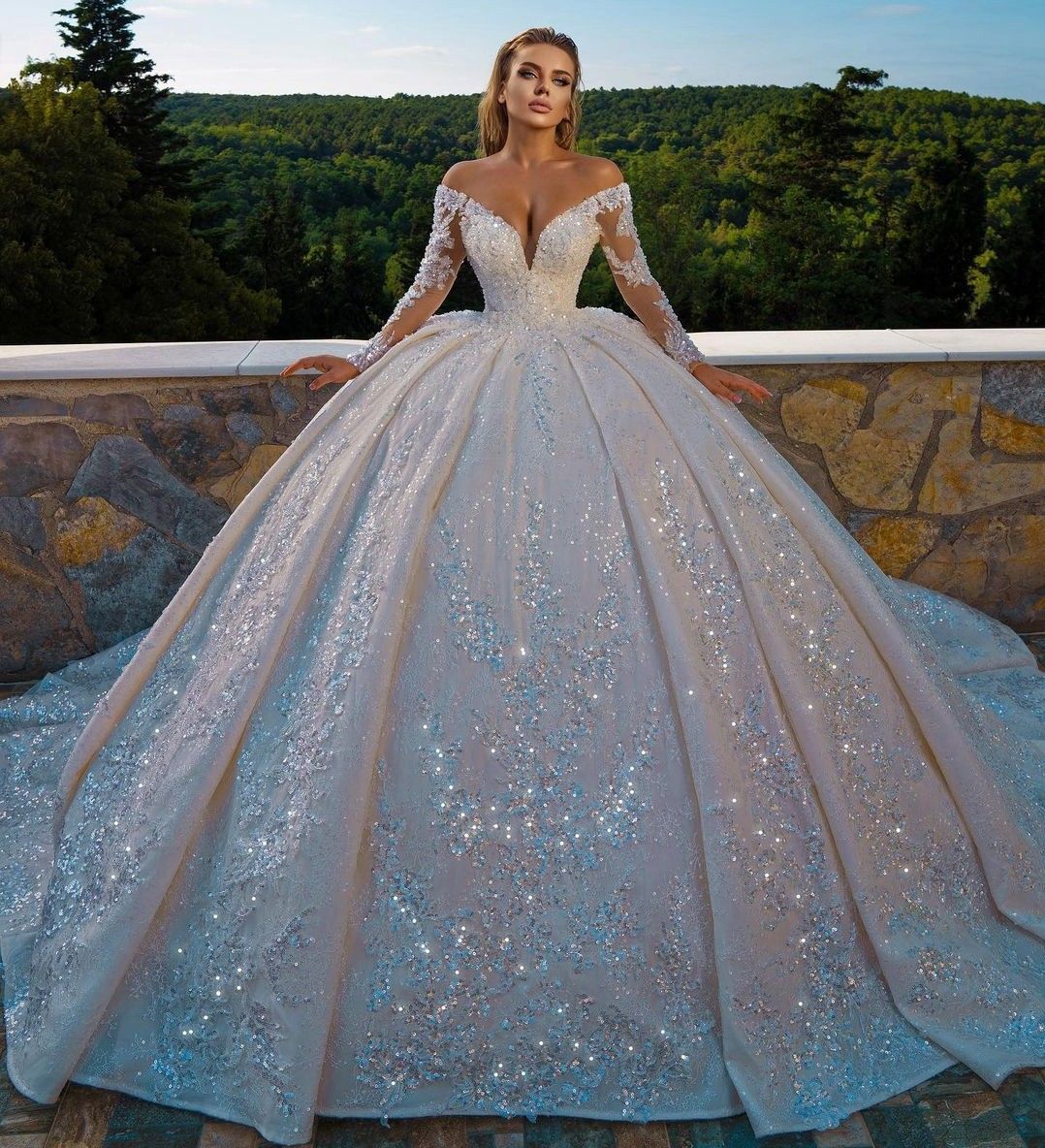 geestelijke gezondheid Populair Laatste Luxe Kerk Arabische Dubai Trouwjurken 2022 Bruidsjurk V-hals Lange Slijting Glitter Pailletten Beadings Plus Size geestelijke gezondheid Populair Laatste Luxe Kerk Arabische Dubai Trouwjurken 2022 Bruidsjurk V-hals Lange Slijting Glitter Pailletten Beadings Plus Size