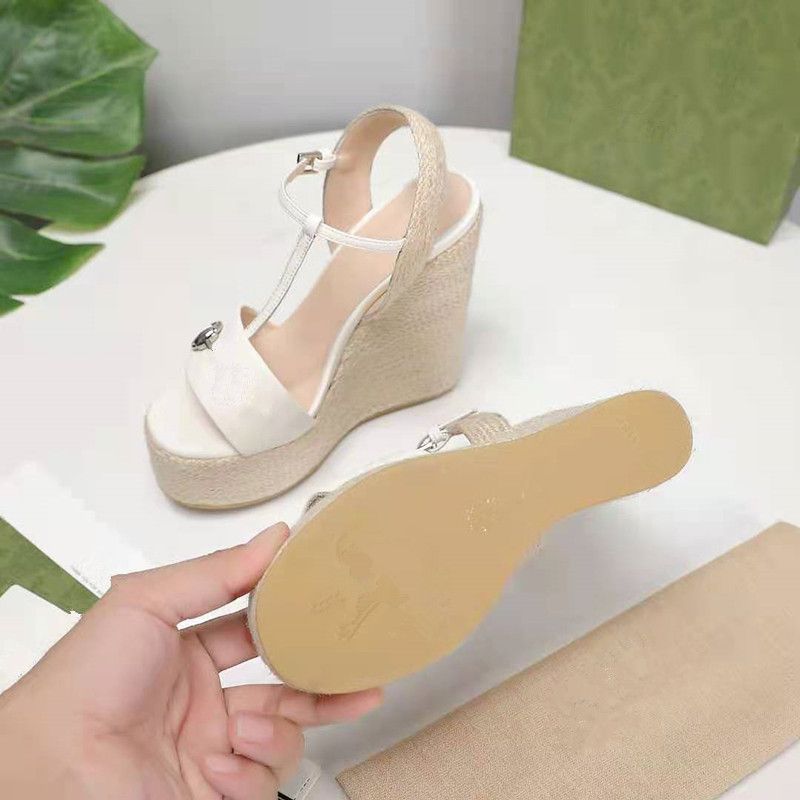 White heel changed to 13cm