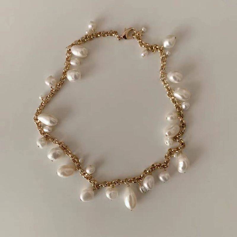 Collier 11