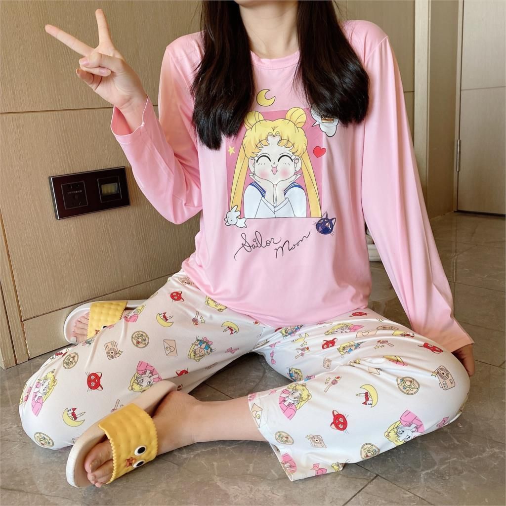sailor moon en pijama