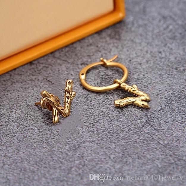 Luxury Designer Jewelry Women Earring Letter stud copper gold plated Elegant Wing Charm earrings fashion new style 34G
