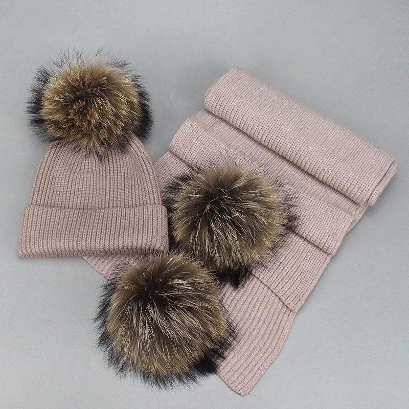 Skin pink hat-scarf