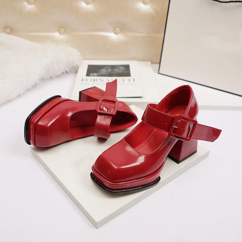 Red Women Pumps