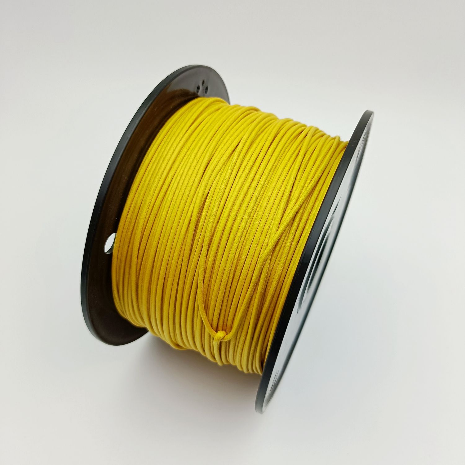 yellow 10 meter