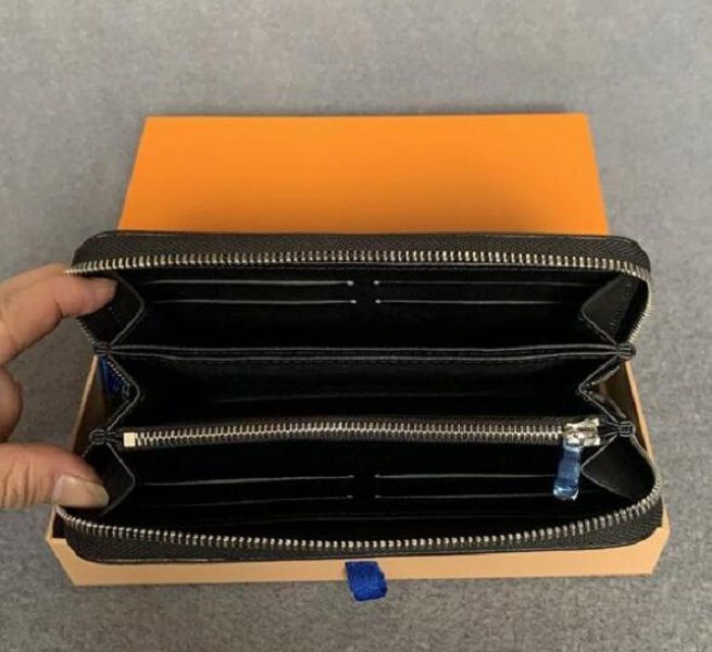 Single Zipper WALLET The Most Stylish Way To Carry Around Money