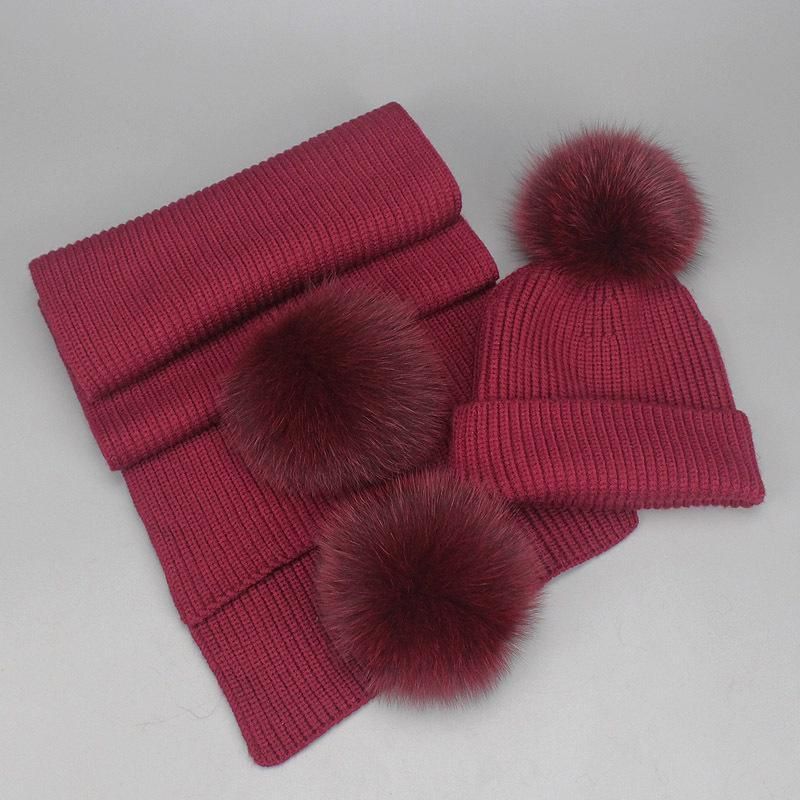 Vinröd hatt-scarf