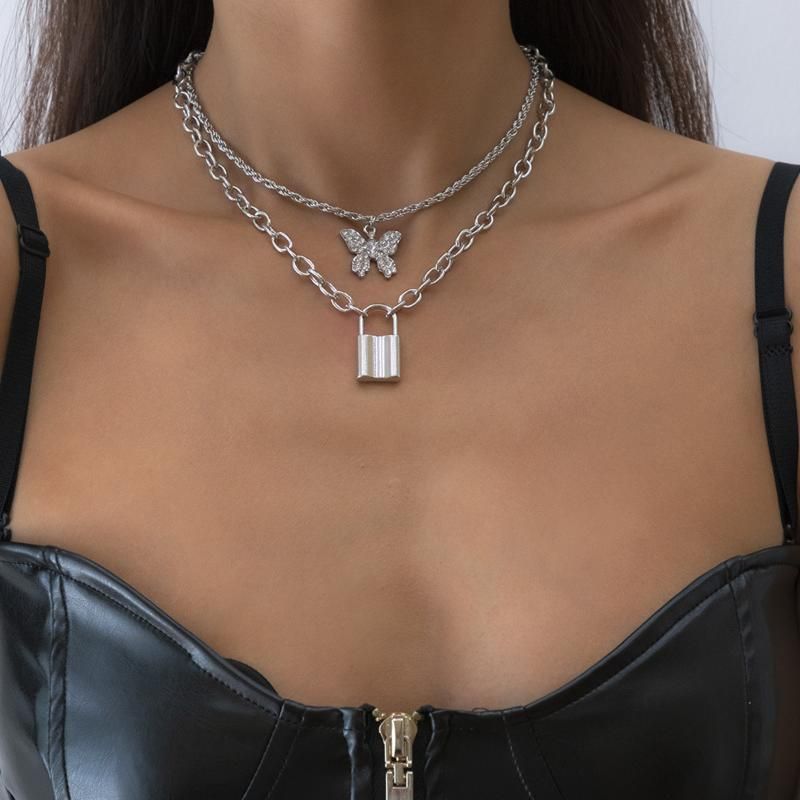 Pendant Necklaces For Women Fashion Mosaic Rhinestone Set Metal Necklace Personality Geometric Padlock Alloy Jewelry