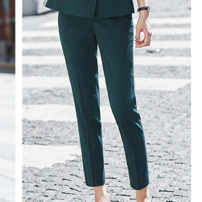 Pantalon vert seulement