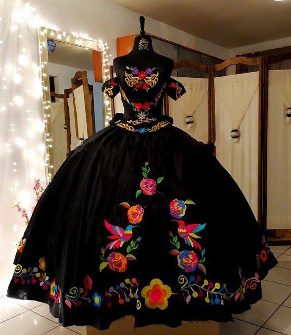 2023 Fabulass Black Quinceanera Dresses Charro Vintage Embroidered Ball Gown Off The Shoulder Fomral Dress Sweet 2023 Fabulass Black Quinceanera Dresses Charro Vintage Embroidered Ball Gown Off The Shoulder Fomral Dress Sweet