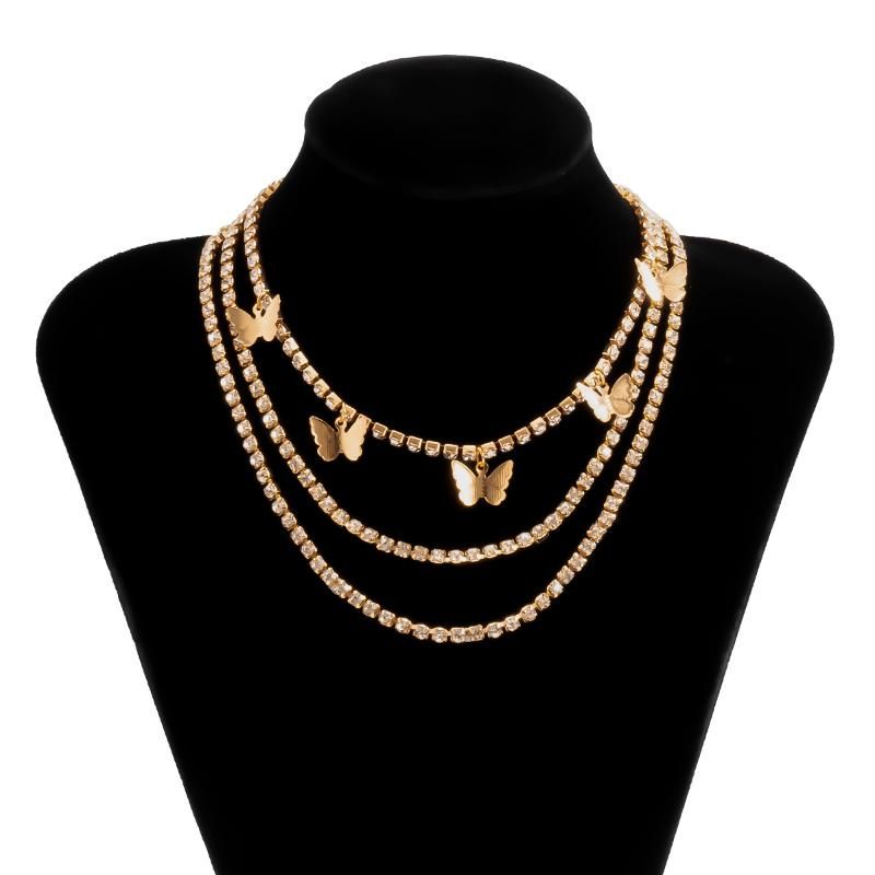 Colliers pendentifs 2023 Punk Tennis Chains Collier papillon pour femmes Mode coréenne Multi couche chaîne ras du cou Bijoux_voghion.com