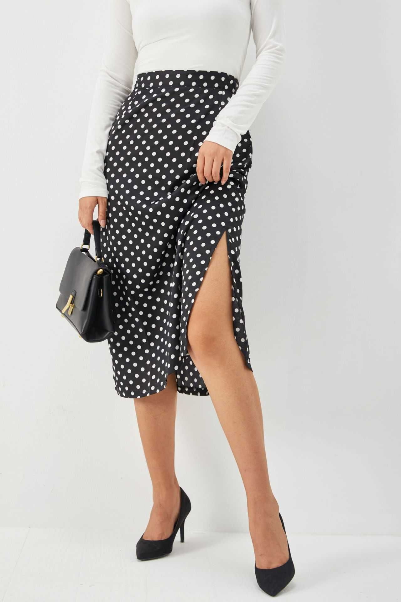 Polka Dot Black.