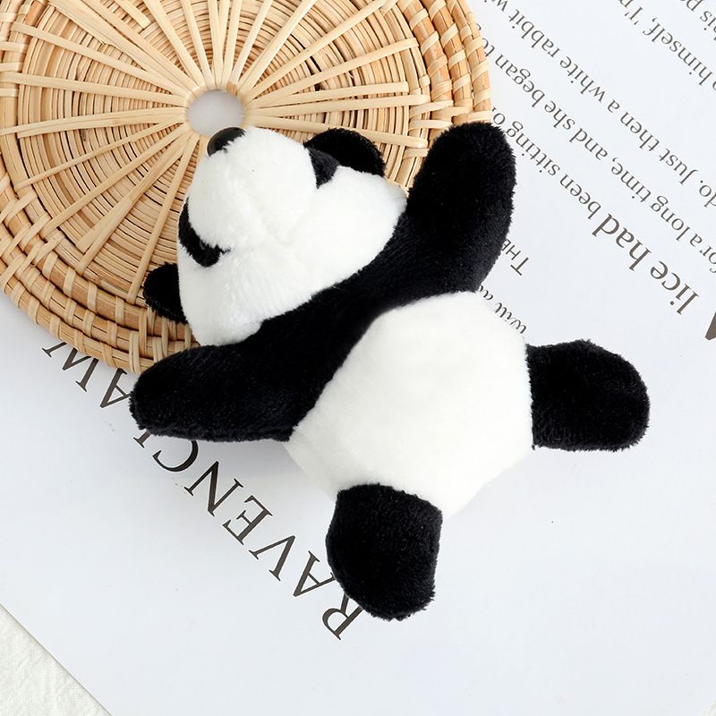 Liten panda utan brosch