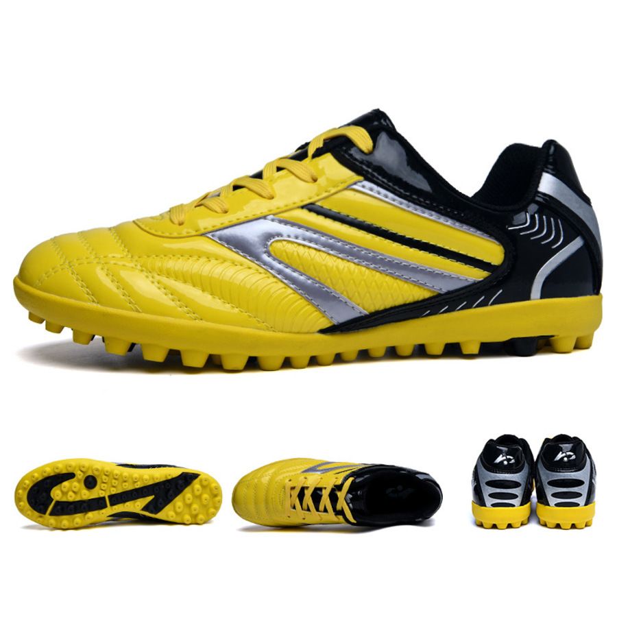 student discount football boots