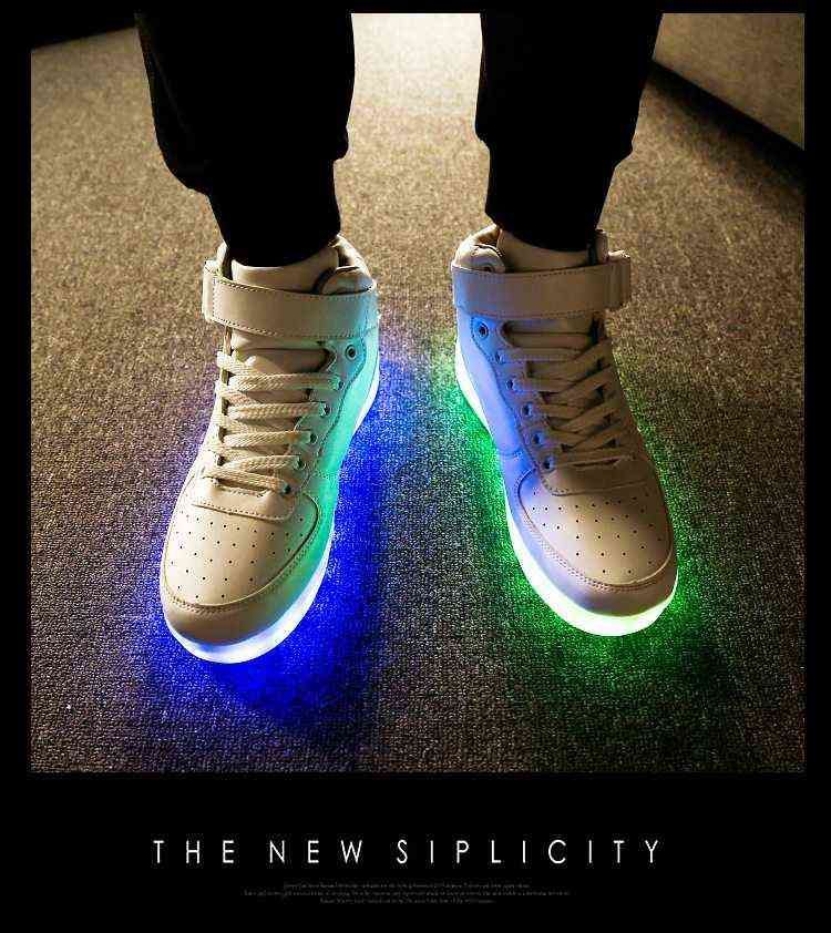 Zapatos LED niños y adultos USB CARGATERING LIGHT UP Sneakers Boys Girls Men Mujeres