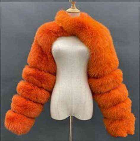 オレンジ色のコート