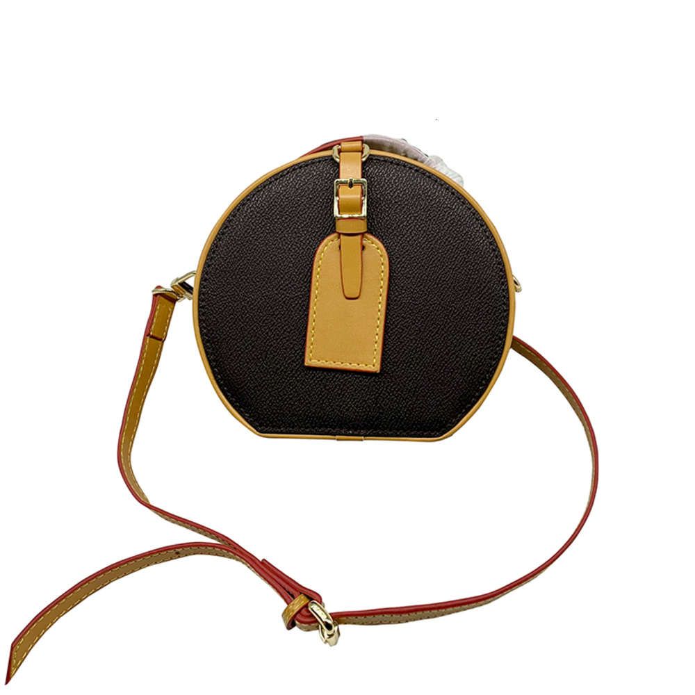circle leather bolsa