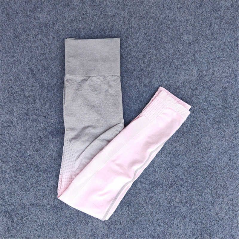 Pantaloni rosa chiaro