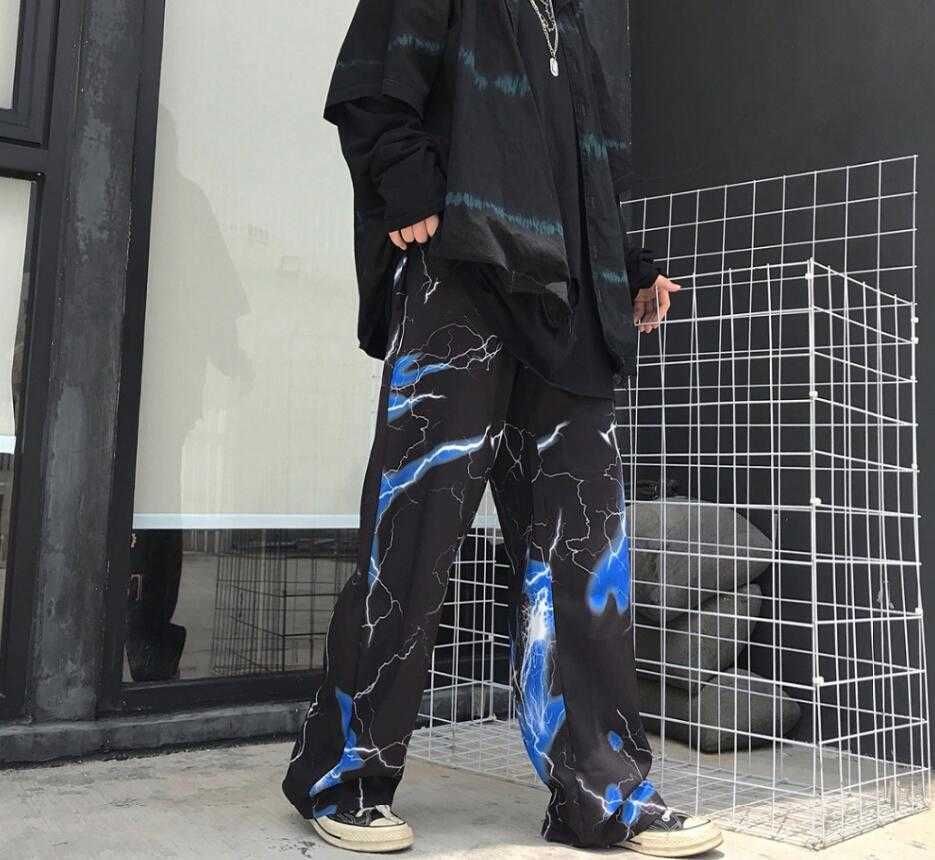 Dark Black Retro Lightning Print 