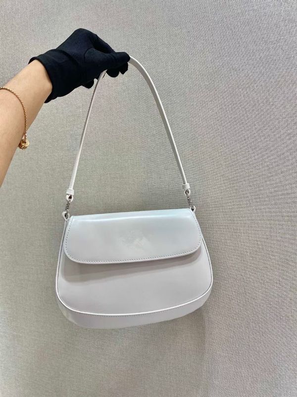 size:15.5*4*22cm-white