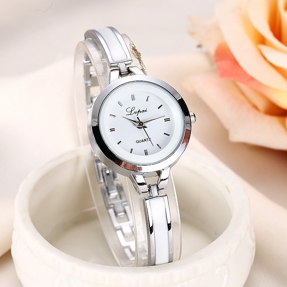 Designer Luxury Brand Watches Lvpai es Women Rose Gold Silver Armband Armband Ladies Alloy Simple Casual Quartz Clock