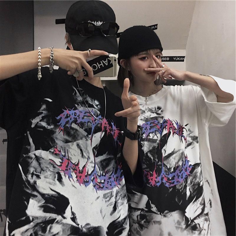 Mens T Shirts Graffiti Printed T Shirt Couple Oversized Summer 21 Fashion Vintage High Street Style Casual Loose Clothes From Tdowntownlady 15 47 Dhgate Com