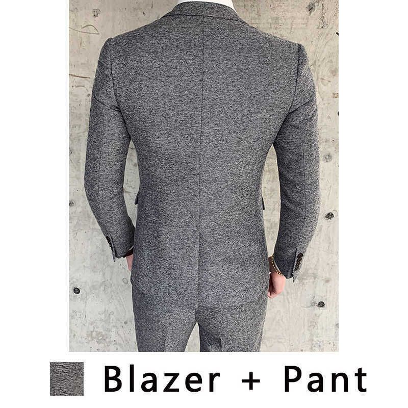 Blazer gris y pantalón
