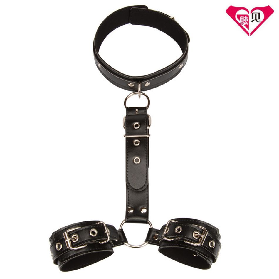 Sm Fun Binding Shackle Collar Handcuffs