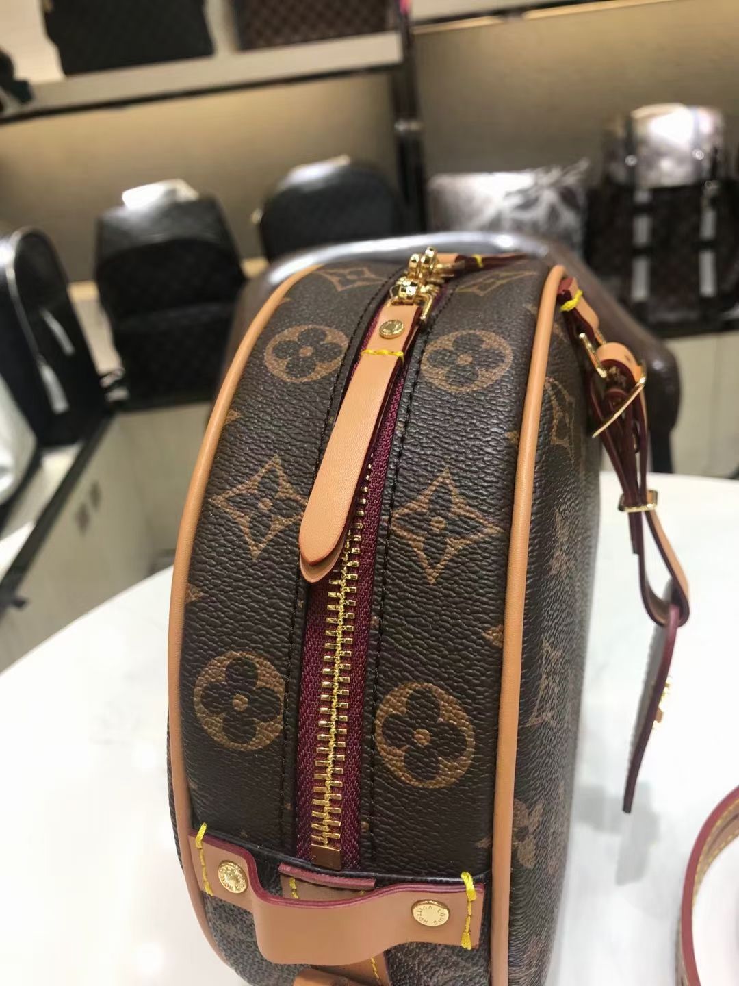 Neverfull MM Monogram Canvas Handbags M41177 LOUIS VUITTON #19 Neverfull MM Monogram Canvas Handbags M41177 LOUIS VUITTON