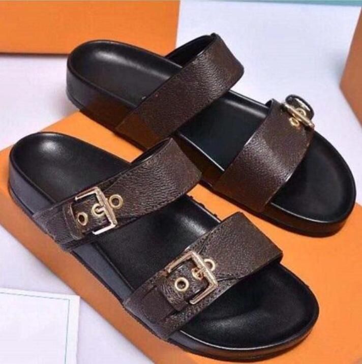 2021 Designer Leather Womens Sandals BOM DIA FLAT MULE 1A3R5M Cool Effortlessly Stylish Slides 2 