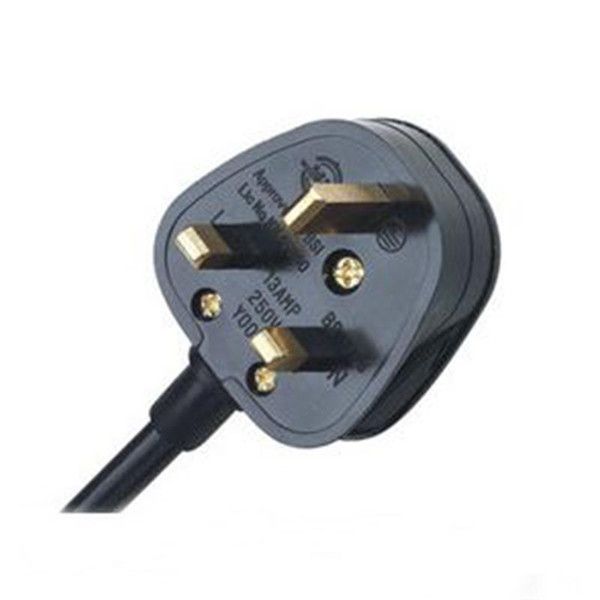 Plug 220v del Regno Unito