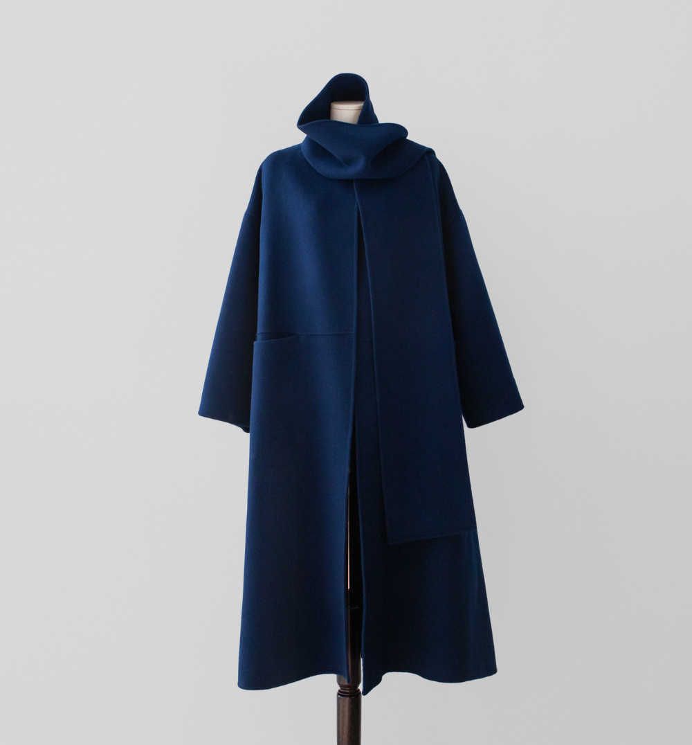 Navy blau