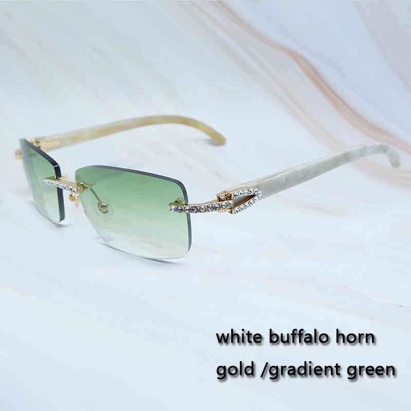 Zielona na biało złotem