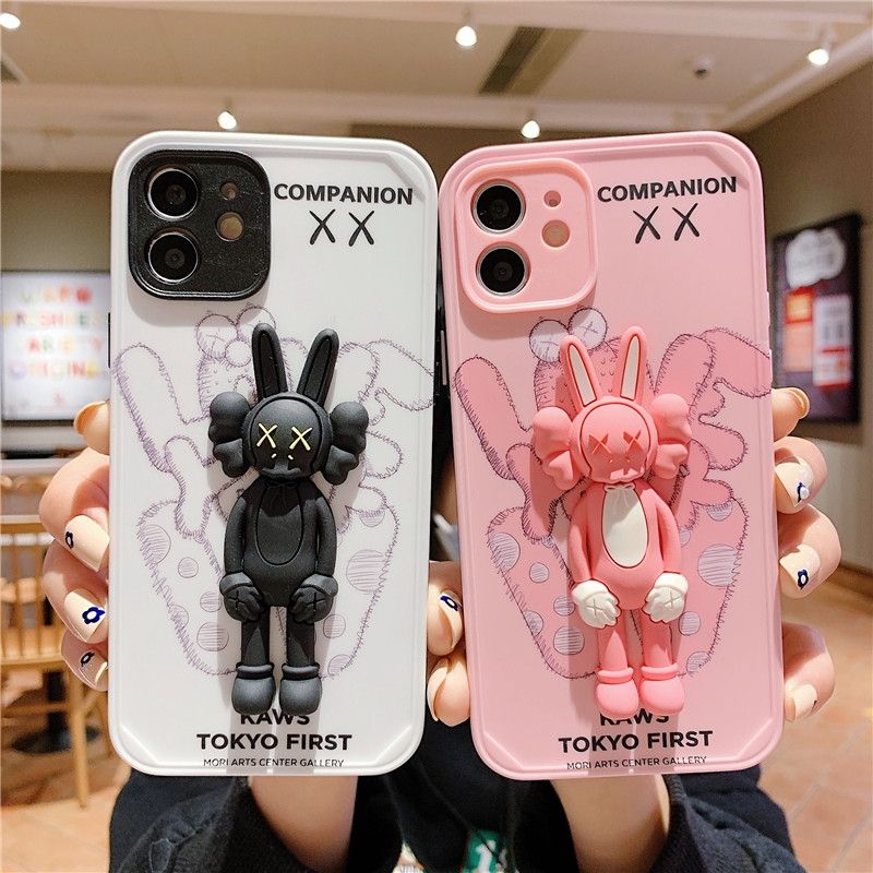 Lot of 4 Kaws iPhone 12 Pro Max case cover cell cartoon With keychain
