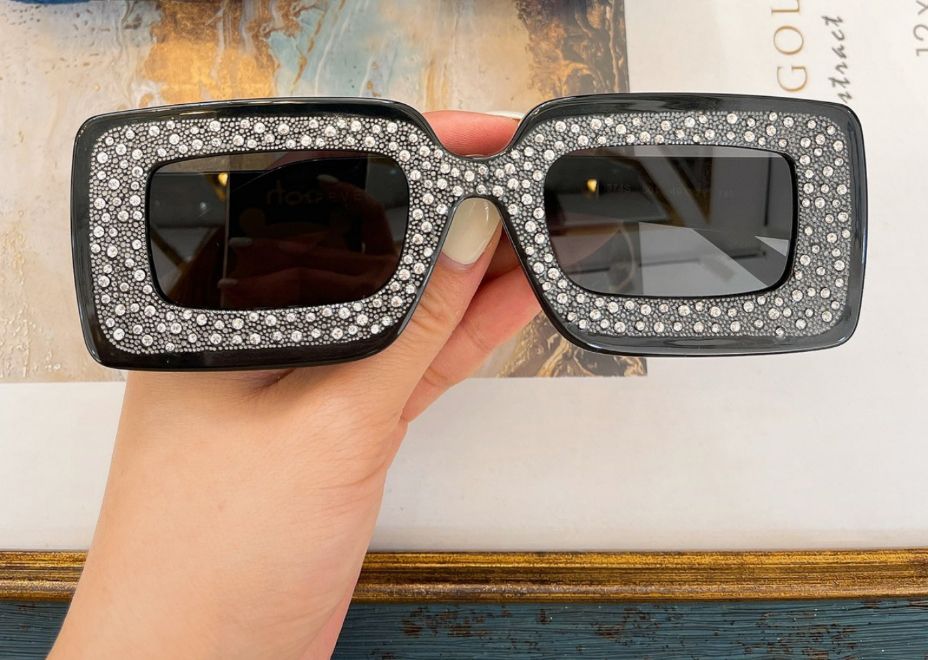 New Diamond-encrusted Large Thick Frame Square Sunglasses Women