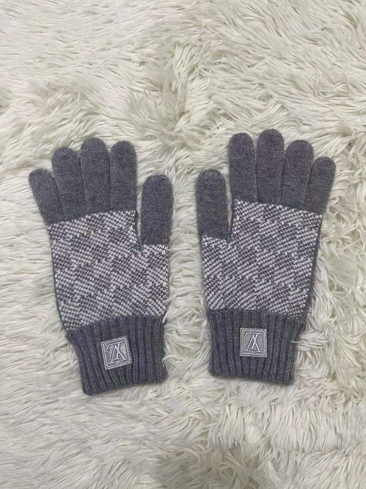 2Gloves.