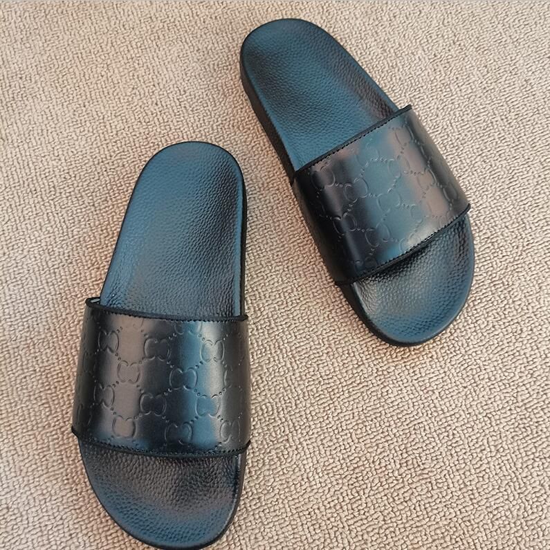 Simple brand slippers Clearance
