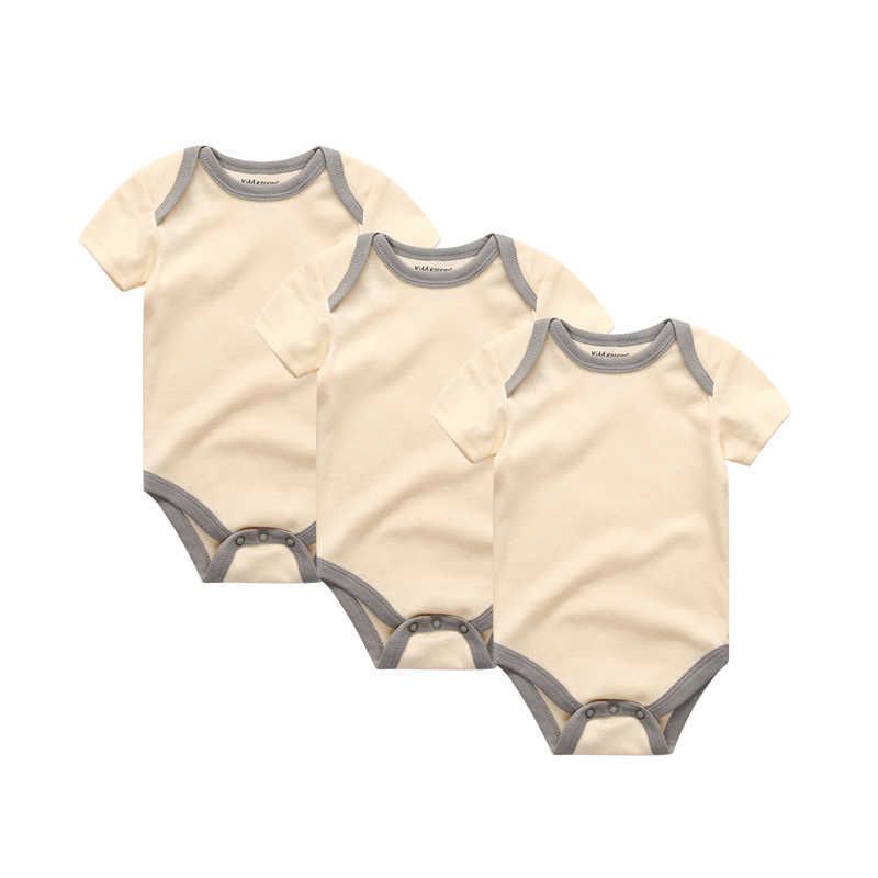 Vêtements bébé3233