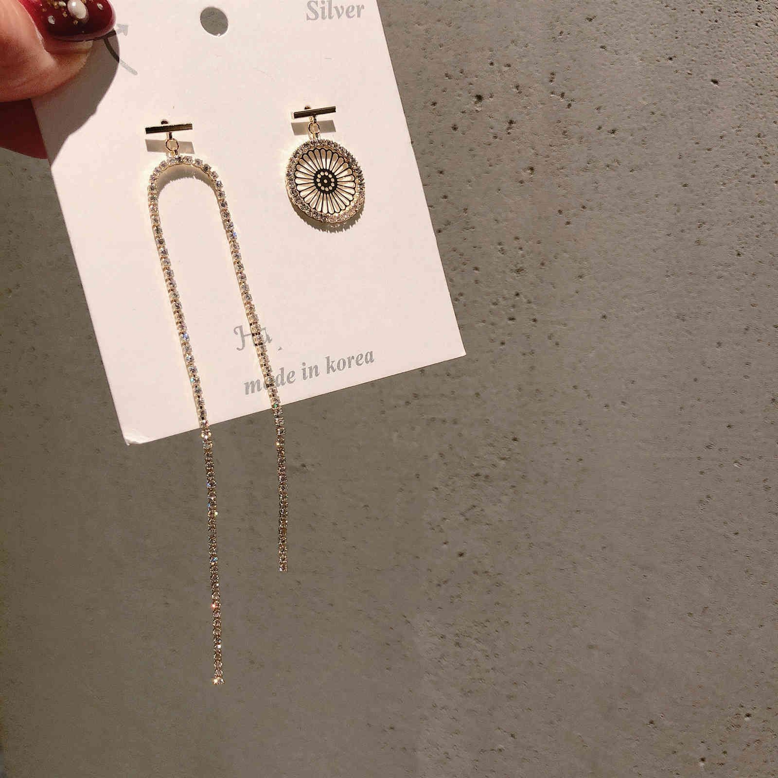 Versión Coreana De Pendientes Asimétricos Geométricos Negros Versión Coreana De Pendientes Asimétricos Geométricos Negros