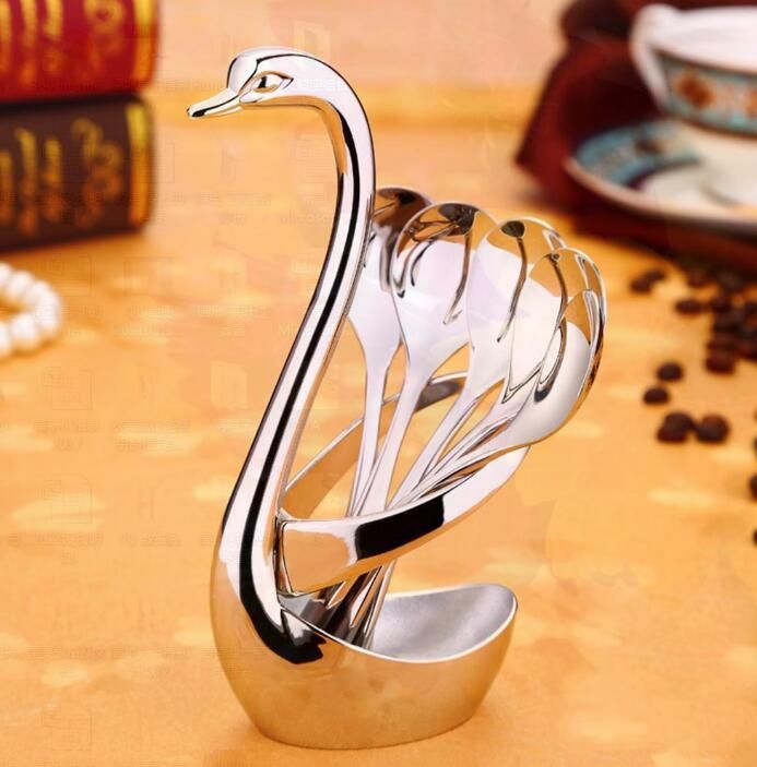 Cisne com 5 colher