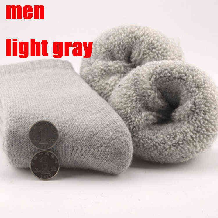 hommes gris clair