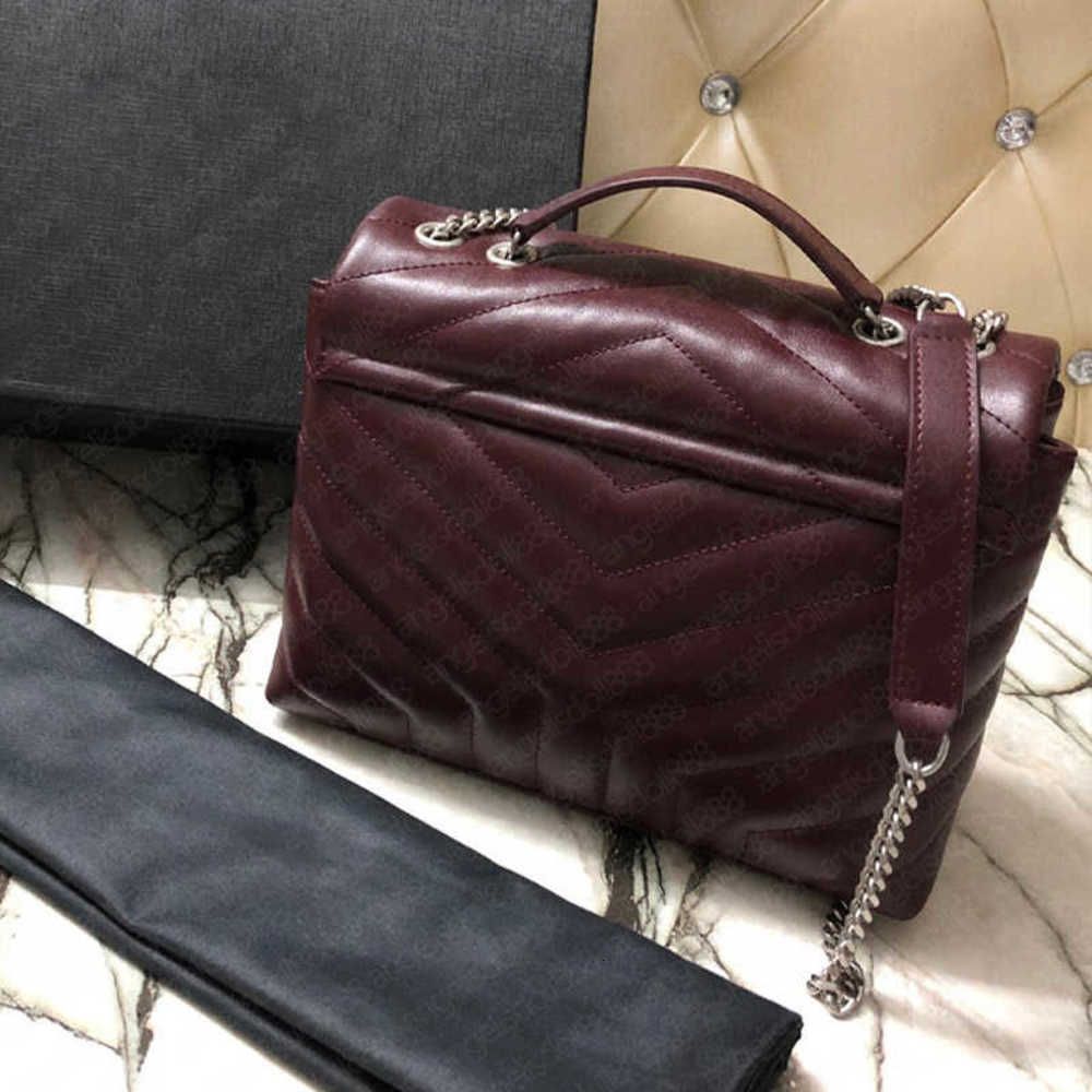 Burgundy_calfskin 골드 체인