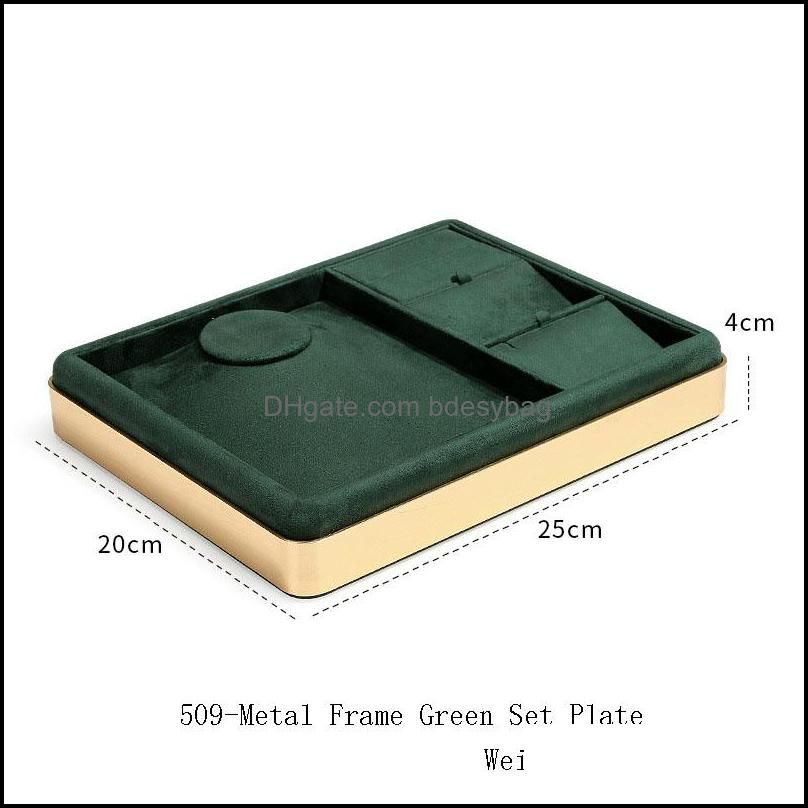 Metal Frame Green Set Plate