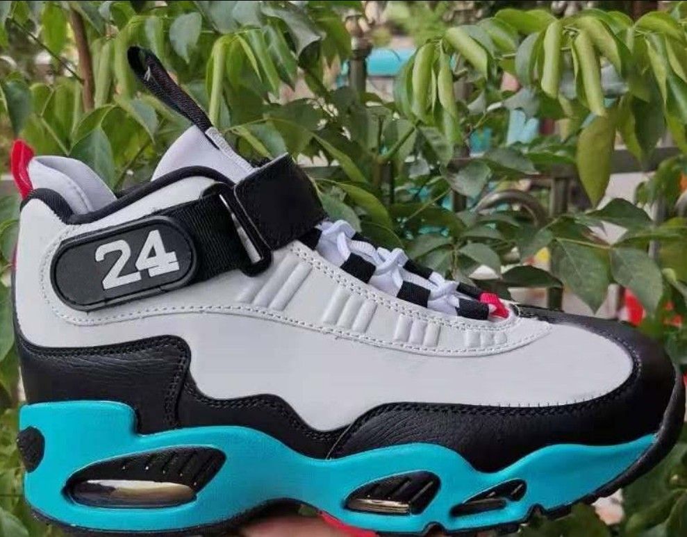 Compra Zapatillas De Baloncesto Barato | Entrega Rápida Y Calidad |  Es.Dhgate. Producto Silmar Pero Precio Más Bajo Que Esdemarca \u0026 Sarenza.
