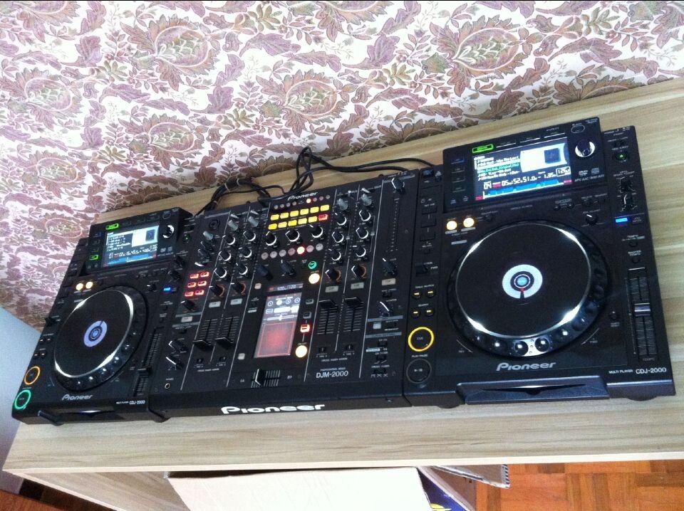 Compra Poneer Par De CDJ 2000 A Su Vez Las Tablas Y DJM 2000 Mixer Barato |  Entrega Rápida Y Calidad | Es.Dhgate